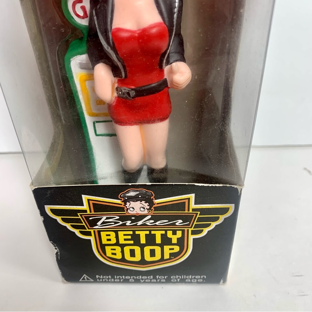 Funko Betty “Biker” Boop Wacky Wobbler. collectible Betty Boop bobble head - Picture 3 of 15